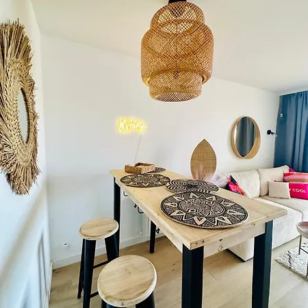 Apartment Face A La Mer, Coucher De Soleil *
